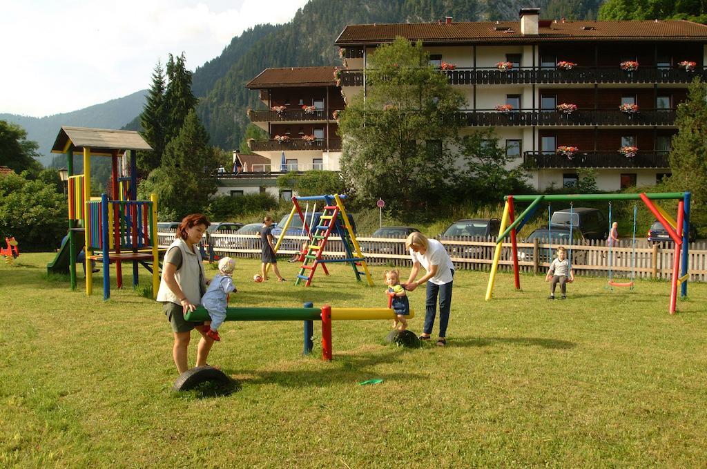 Parkhotel Sonnenhof Oberammergau Exterior foto